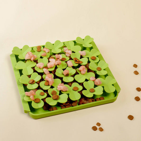 Clover Foraging Mat for Dogs