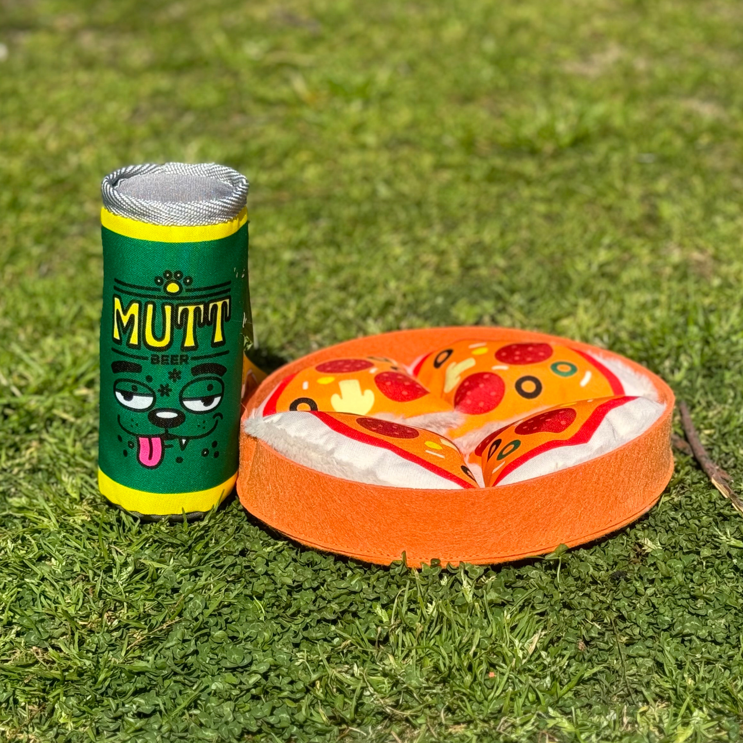 WufWuf Pupperroni Pizza & Mutt Beer Combo Pack, Interactive Plush Dog Toys