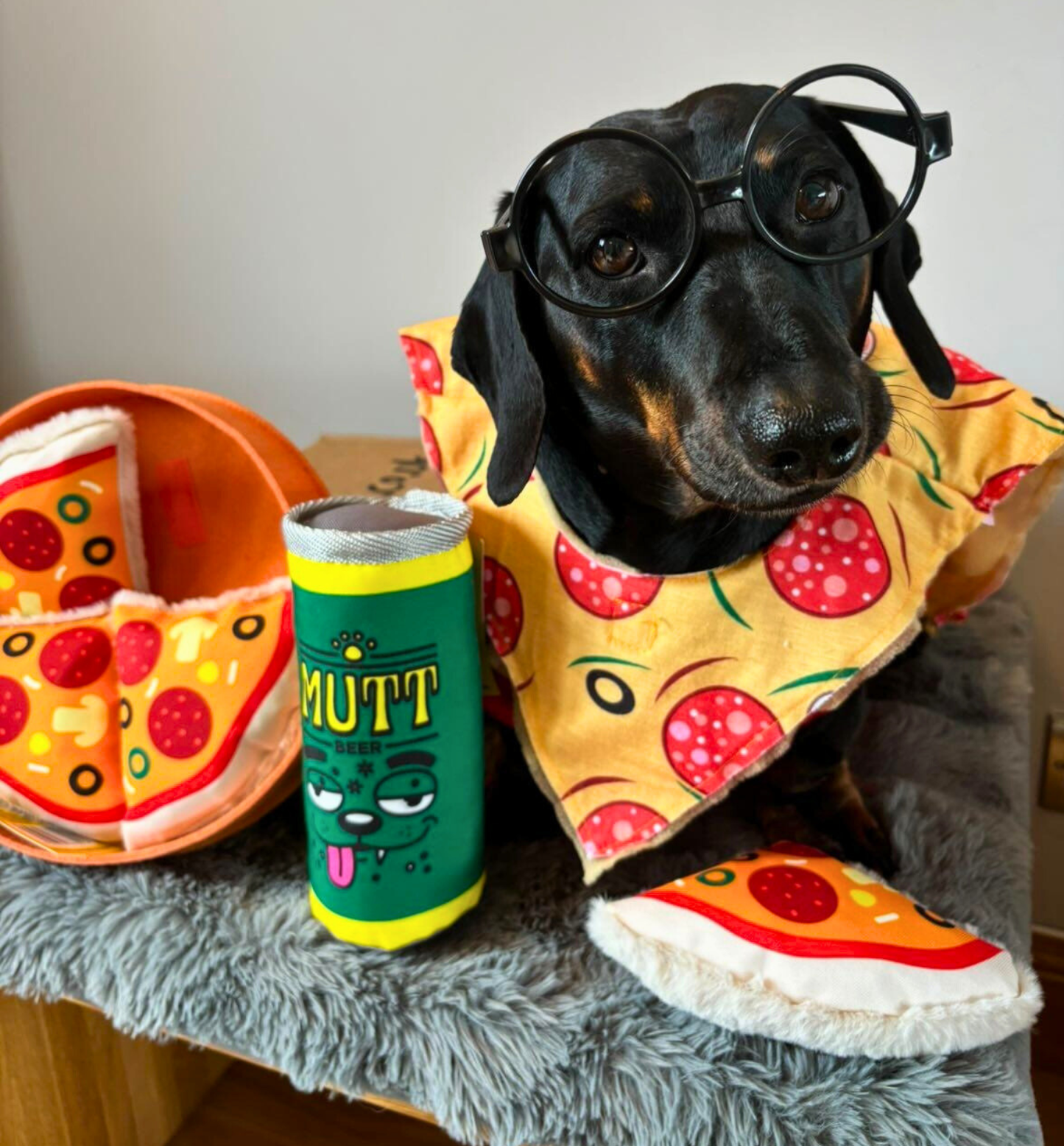 WufWuf Pupperroni Pizza & Mutt Beer Combo Pack, Interactive Plush Dog Toys